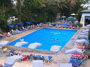 Paphiessa Hotel & Apartments Paphos Exterior foto
