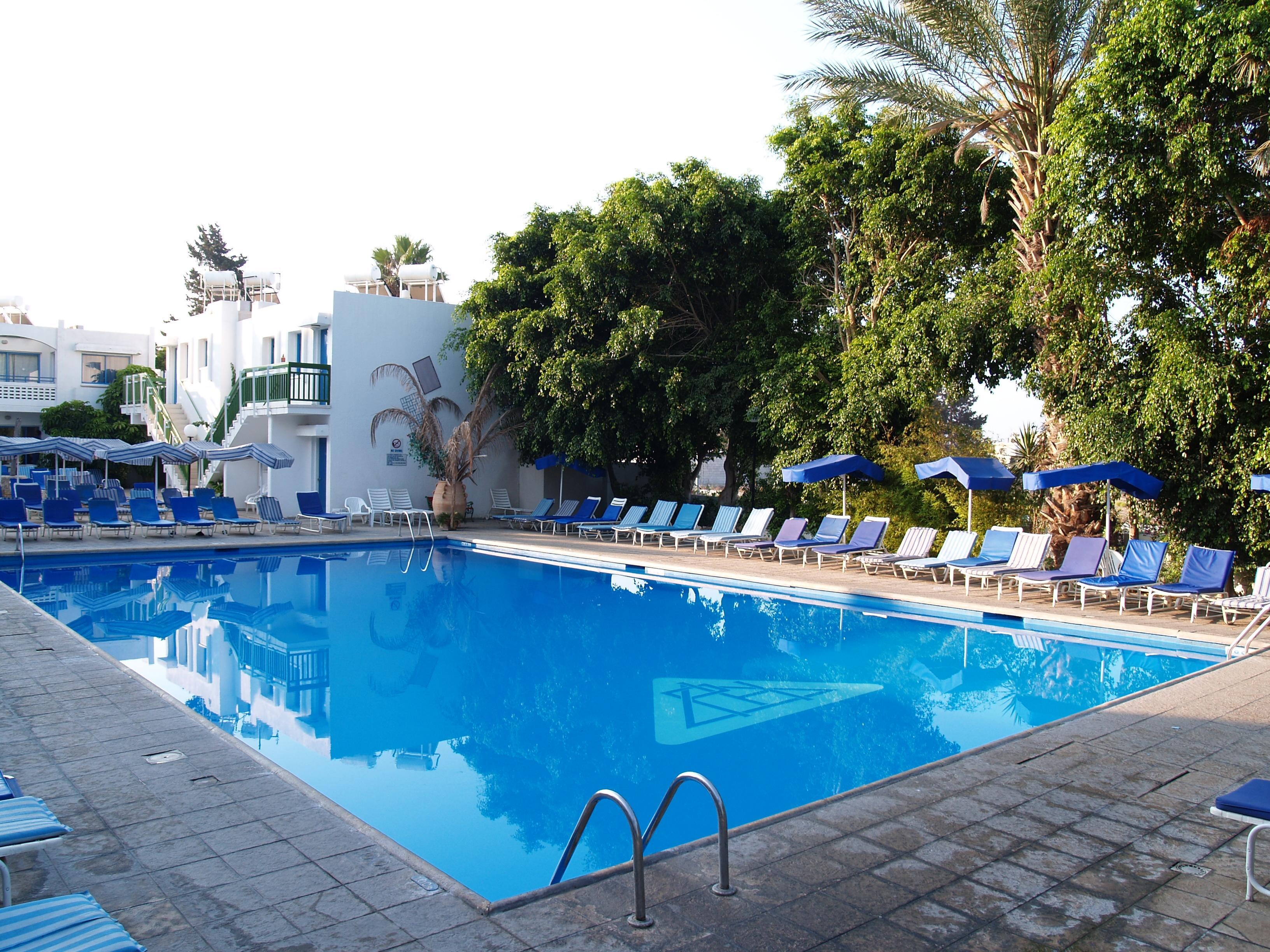 Paphiessa Hotel & Apartments Paphos Exterior foto